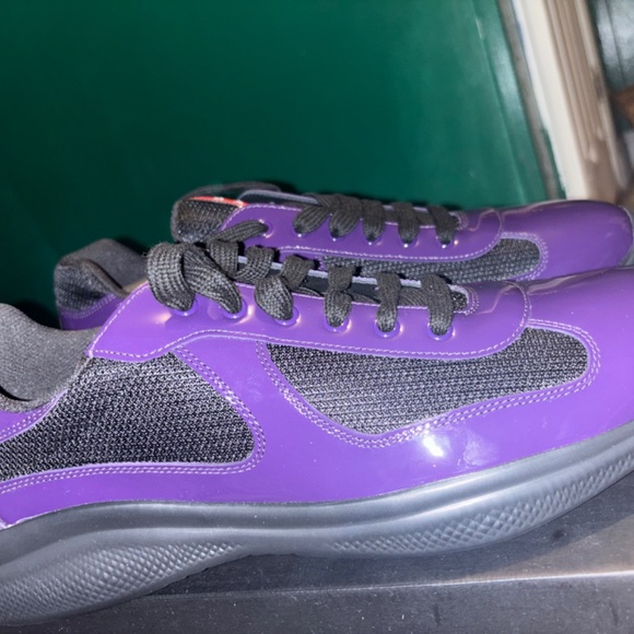 Prada Patent leather lace ups - Picture 3 of 3